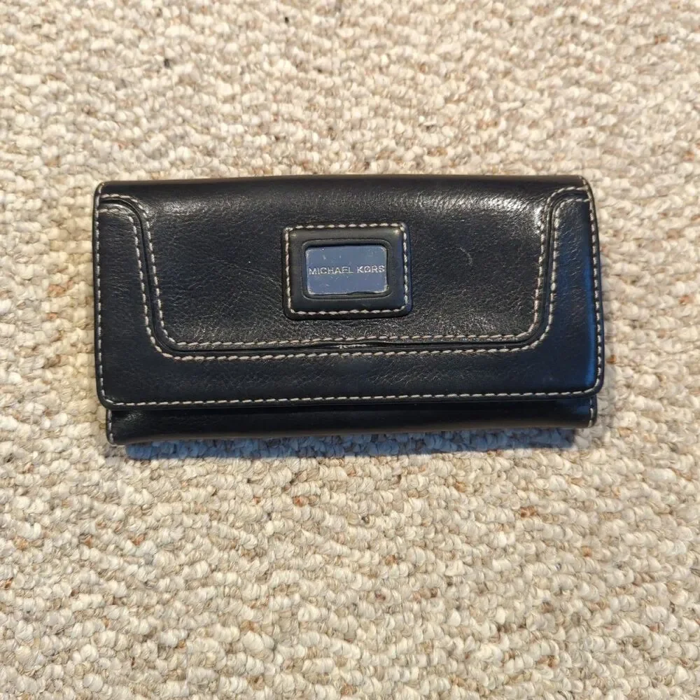 Michael Kors Brookville Carryall Leather Wallet Black Snap Change Pouch